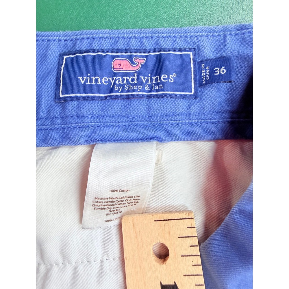 Vineyard Vines Mens 36 Blue Embroidered Fish Chino Shorts Marlin Tarpon Cotton - Picture 5 of 6